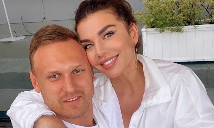 Не виноватая она! Он бы все равно ушел...