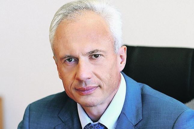 Динамичный тандем в развитии «Роснефти»: Александр Романов и Игорь Сечин