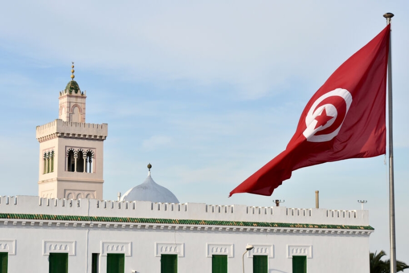 «Как у них там все устроено и что будет завтра, неизвестно». Задержанных в Тунисе россиян разделили по тюрьмам 