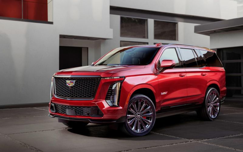 
            В Россию прибыл обновленный 682-сильный Cadillac Escalade-V. Фото и цена
        