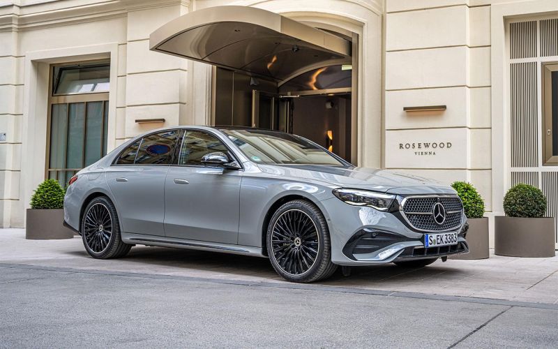 
            Электрический E-Class и уменьшенный «Гелик». Mercedes анонсировал новинки
        