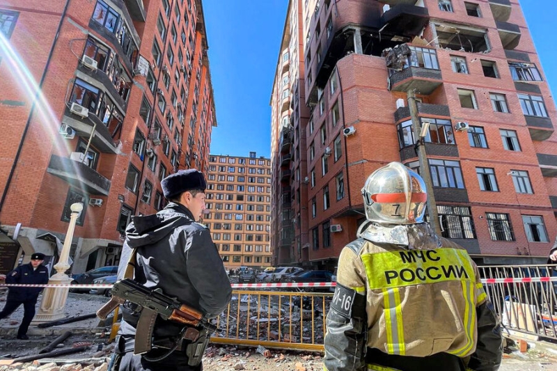 «Люди там незаконно жили»: в Махачкале произошел взрыв газа в многоэтажке 
