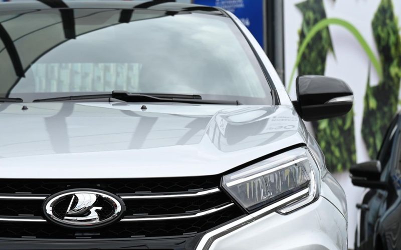 
            Все, что вы хотели знать о новом минивэне АвтоВАЗа. Неожиданные факты
        