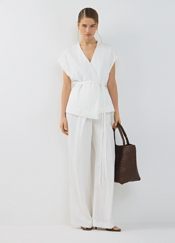 Женские брюки: как выбрать идеальный цвет для вашего образа