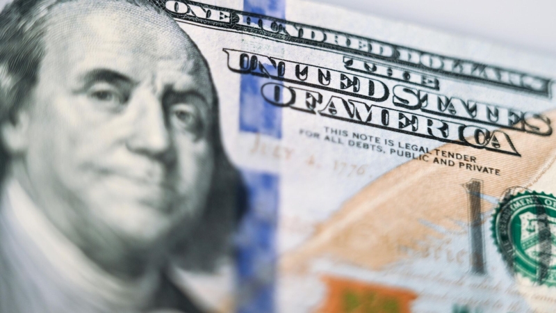 Эксперт назвал плюсы от слабого доллара для мировой экономики