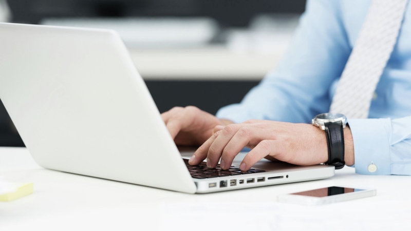 Эксперты назвали отрасль с высокими зарплатами непрофильных специалистов