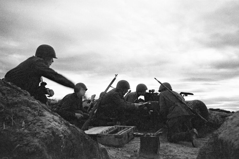 Гуманоиды превратили в камень советских солдат: в США рассекретили документы о встрече с НЛО 