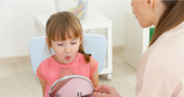 Детский логопед: когда требуется помощь специалиста?