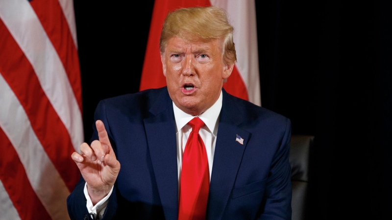 Трамп объявит о новых пошлинах на импорт полупроводников в США