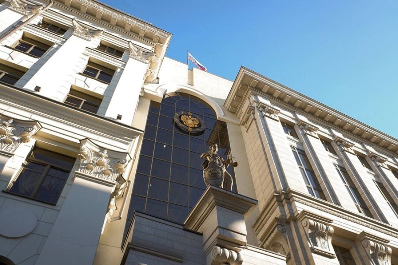 В России разрешили бить хулиганов ножом, защищая детей в своем доме 