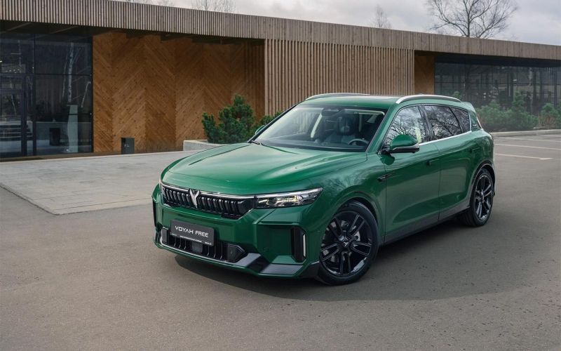 
            «Моторинвест» опроверг прекращение продаж электромобилей Voyah в России
        