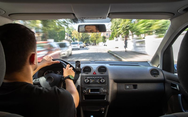 
            Почему появляется вибрация при разгоне и на скорости, что с этим делать
        