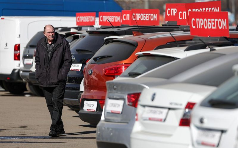 
            Solaris за 40 дней. В России выросло время продажи подержанных машин
        