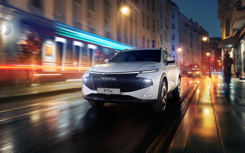 В России стартовали продажи нового Haval F7x. На выбор — 2 версии