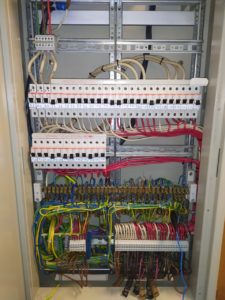 Электроизмерения до 1000 В: Основные моменты и области применения.