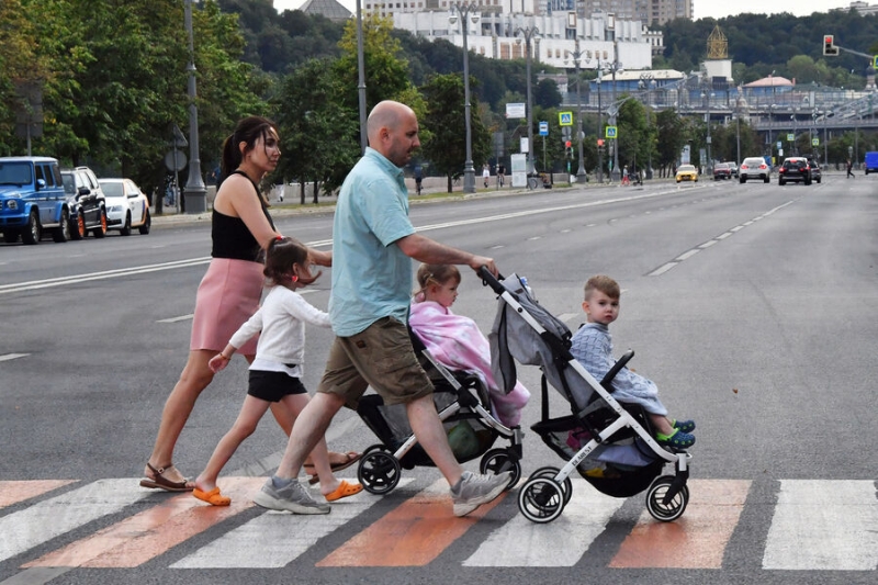 «Это не очень нормально»: в России предложили повысить планку многодетности 