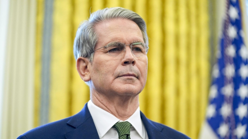 Глава Минфина США предупредил о  последствиях новых санкций против России