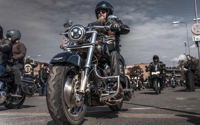 
            Всемирный день мотоциклиста в 2025 году: когда и как отмечают в России
        