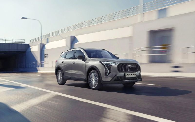 
            Авторынок в России начал «оживать». Установлен новый рекорд продаж
        