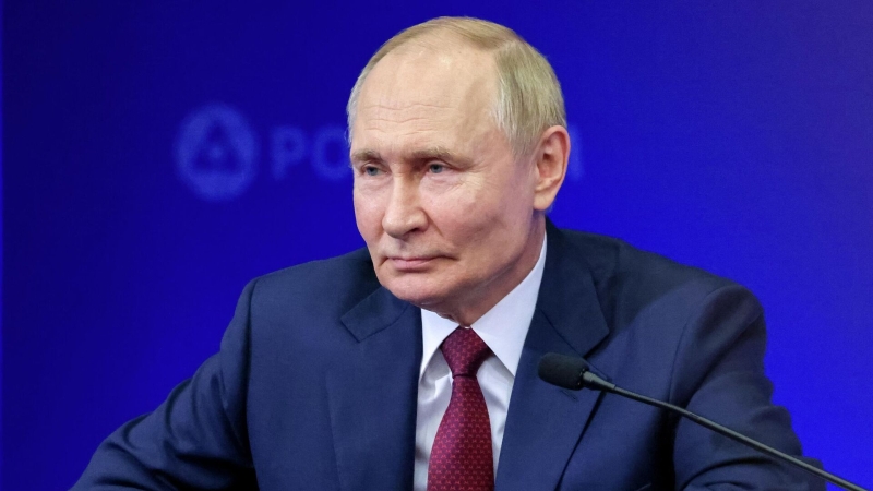 Без эффективности экономики нельзя развивать науку и оборону, заявил Путин