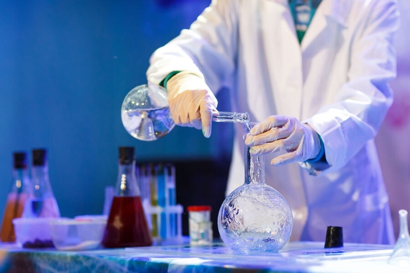 Формула успеха отечественной химии. Как в России готовят квалифицированные кадры на опережение? 