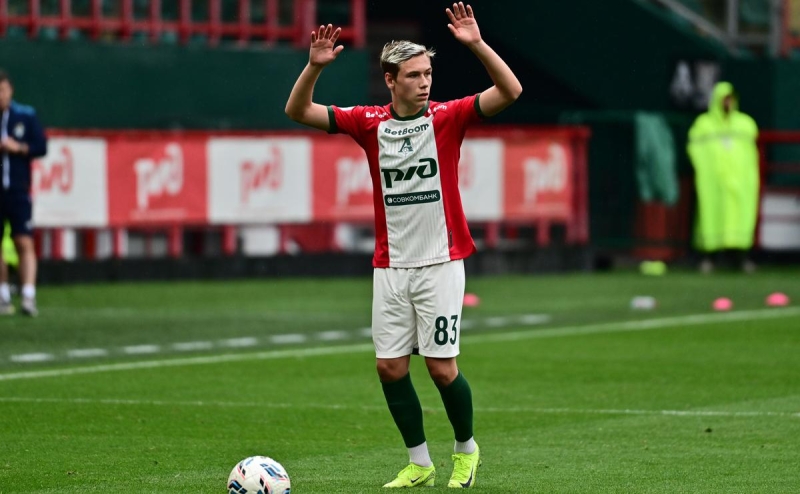 Хет-трик Батракова принес «Локомотиву» победу над «Спартаком»