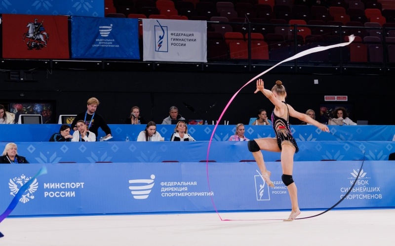 Мировой рекорд установят на «Кубке сильнейших спортсменов» в День флага