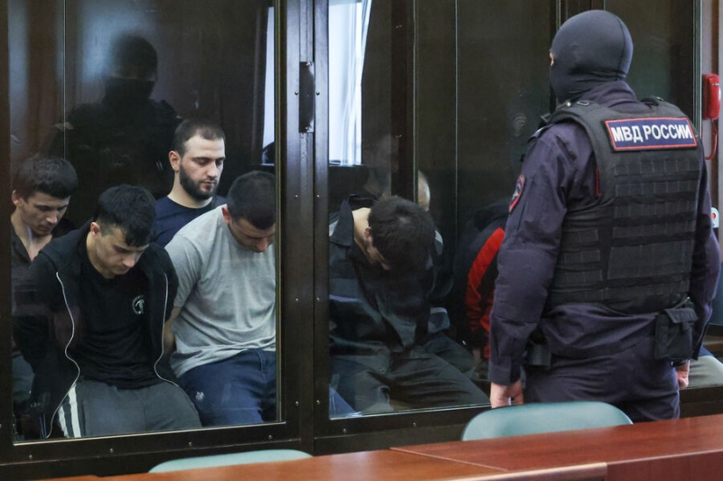 «Расстрелять их на месте»: в Москве начался судебный процесс по делу о теракте в «Крокусе» 