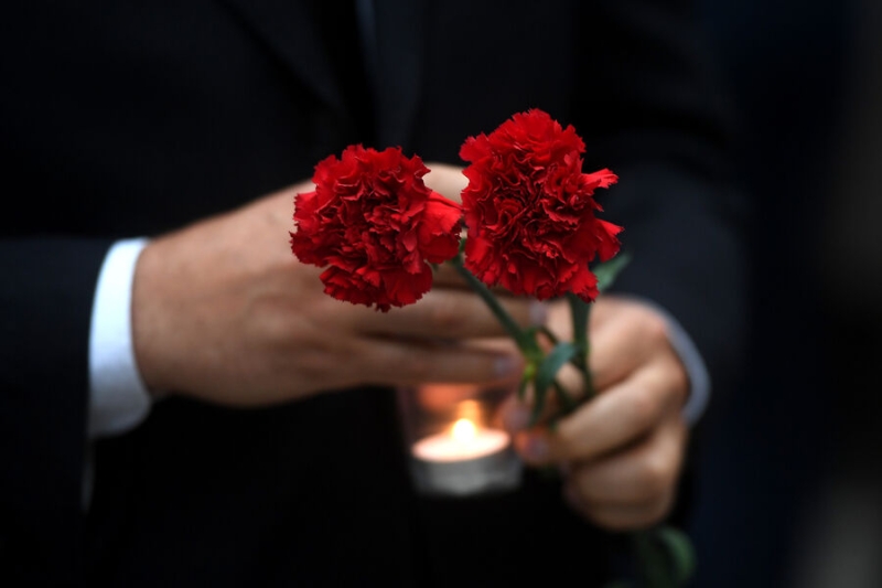 «Семья просто развалилась»: умер старший сын женщины, скончавшейся на могиле бойца СВО 