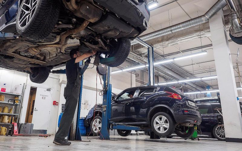 
            За техосмотр придется доплачивать. Мы выяснили, сколько, кому и почему
        