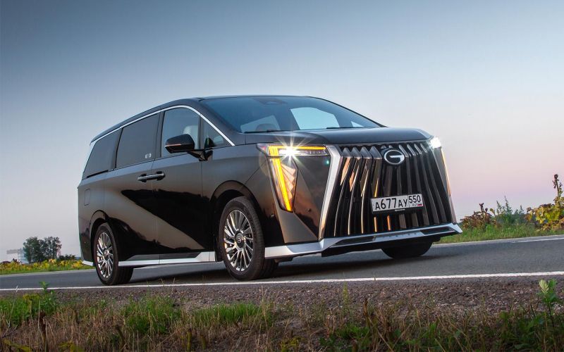 
            «Арт-Альфард». Тест-вояж на Lounge-вэне GAC M8
        