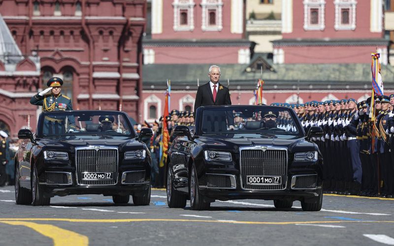 
            Что означают черные номера на машинах в России и кто на них ездит
        