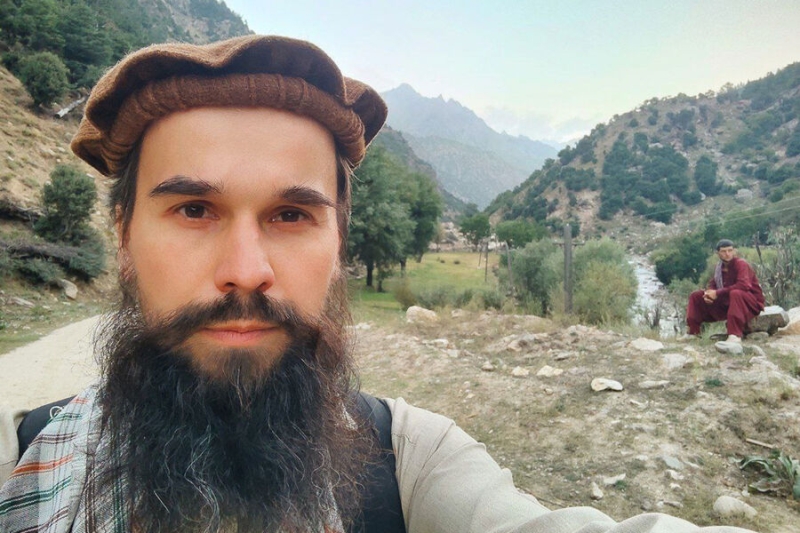 Этнограф Каверин провел 52 дня под арестом талибов. Его обвинили в контрабанде чайников и камней 