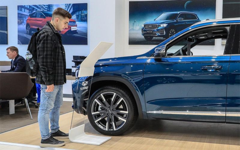 
            Ключевую ставку понизили до 17%. Как изменятся цены на авторынке
        