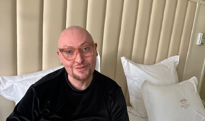 Шура остался жить в съемной квартире