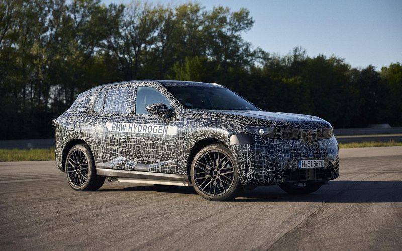 
            Запрет «правого руля», последствия «утиля» и новый BMW X5. Итоги недели
        