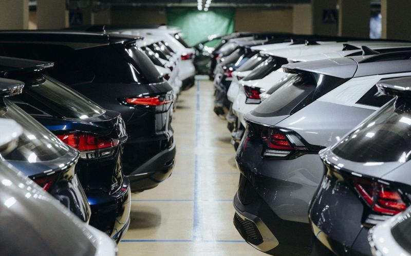 
            ЦБ снизил ключевую ставку. Что будет с ценами и кредитами на автомобили
        