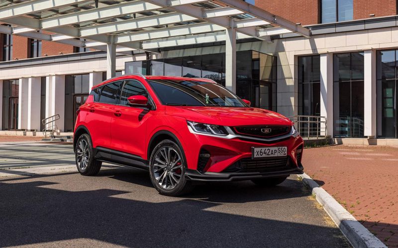 
            Эти кроссоверы разбирают даже на рухнувшем рынке. Топ-5 моделей
        