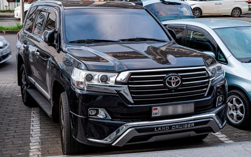 
            Эти номера в серой зоне. Какие машины до сих пор не «штрафуют» камеры ГАИ
        