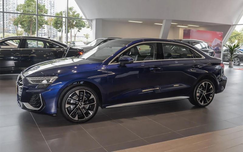 
            От Kia до Audi. Десять седанов, которые не боятся нового утильсбора
        