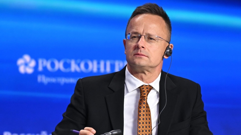 Венгрия выступит против отказа от энергоресурсов из России, заявил Сийярто