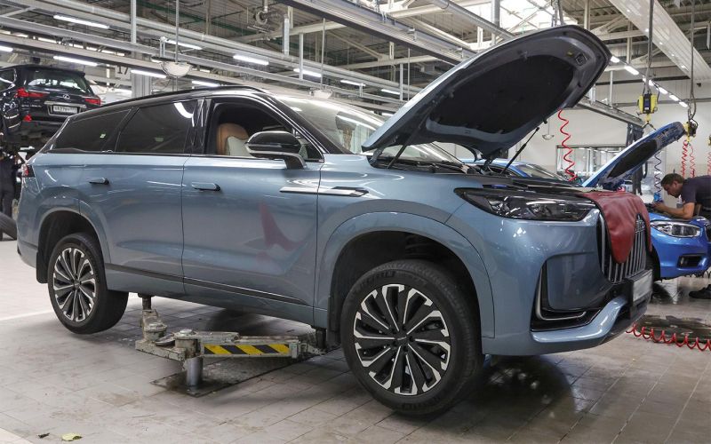 
            Автозапчасти и шины в России снова подорожают. Прогноз на 2026 год
        