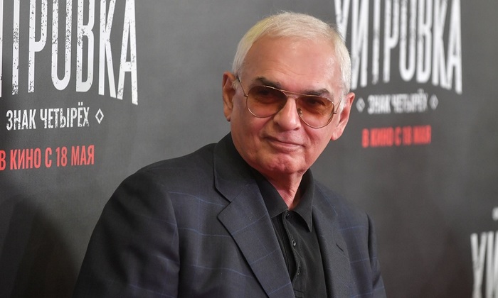 Карен Шахназаров: «Нельзя не интересоваться политикой»