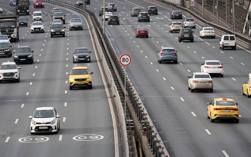 
            Путин утвердил стратегию безопасности на дорогах. Что изменится
        