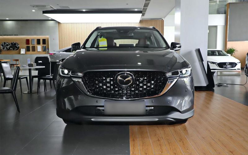 
            «В Корее все выгребли». Как подорожали автомобили мощностью до 160 л.с.
        